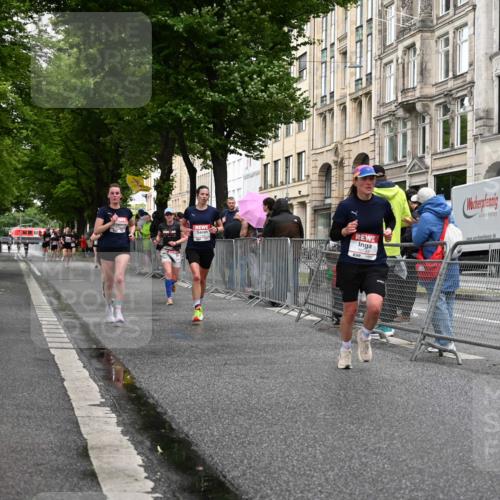 14.06.2026 - REWE Women's Run J. Mangold http://msf.ph/oto/9769112 14.06.2026 09:50:29 Ziel 10085, 10192, 10749, 11105, 11146, 11207, 11396 meine-sportfotos.de