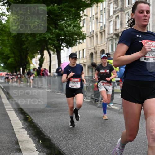 14.06.2026 - REWE Women's Run J. Mangold http://msf.ph/oto/9769130 14.06.2026 09:50:33 Ziel 10085, 10749, 11146, 11207, 11396 meine-sportfotos.de