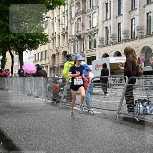 14.06.2026 - REWE Women's Run J. Mangold http://msf.ph/oto/9769138 14.06.2026 09:50:39 Ziel 10159, 10312 meine-sportfotos.de