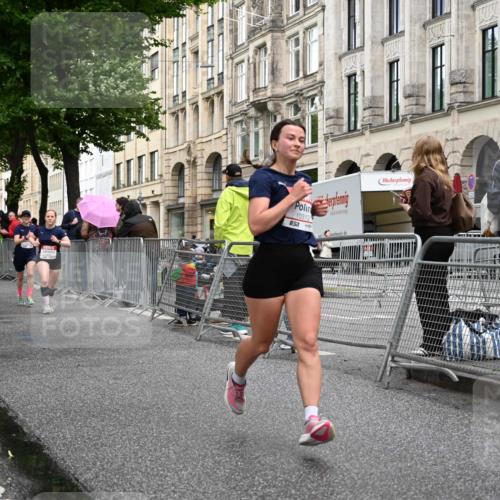 14.06.2026 - REWE Women's Run J. Mangold http://msf.ph/oto/9769154 14.06.2026 09:50:43 Ziel 10039, 10159, 10312, 10618, 10666, 11003 meine-sportfotos.de
