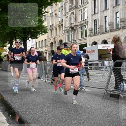 14.06.2026 - REWE Women's Run J. Mangold http://msf.ph/oto/9769161 14.06.2026 09:50:47 Ziel 10039, 10091, 10312, 10618, 10666, 11003 meine-sportfotos.de