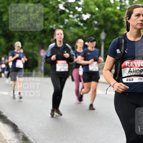 14.06.2026 - REWE Women's Run Dr. Thomas Lammeyer http://msf.ph/oto/9769180 14.06.2026 09:46:04 Laufen 1062 meine-sportfotos.de