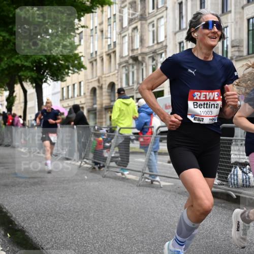 14.06.2026 - REWE Women's Run J. Mangold http://msf.ph/oto/9769187 14.06.2026 09:50:49 Ziel 10039, 10091, 10618, 10666, 11003 meine-sportfotos.de