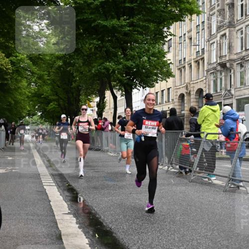 14.06.2026 - REWE Women's Run J. Mangold http://msf.ph/oto/9769214 14.06.2026 09:51:16 Ziel 10184, 10390, 10604, 10803 meine-sportfotos.de