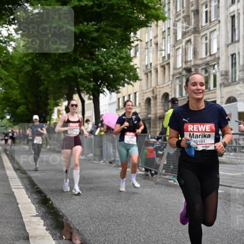 14.06.2026 - REWE Women's Run J. Mangold http://msf.ph/oto/9769225 14.06.2026 09:51:17 Ziel 10184, 10390, 10604, 10803 meine-sportfotos.de