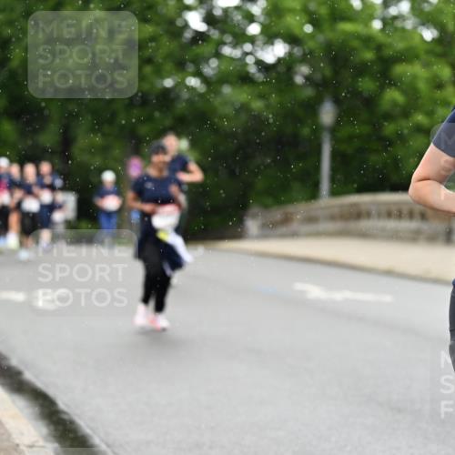 14.06.2026 - REWE Women's Run Dr. Thomas Lammeyer http://msf.ph/oto/9769226 14.06.2026 09:46:07 Laufen 10631 meine-sportfotos.de