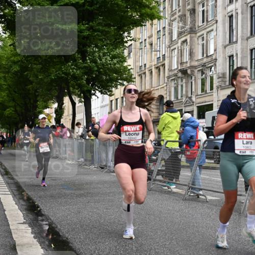 14.06.2026 - REWE Women's Run J. Mangold http://msf.ph/oto/9769238 14.06.2026 09:51:19 Ziel 10184, 10390, 10604, 10803, 10925 meine-sportfotos.de