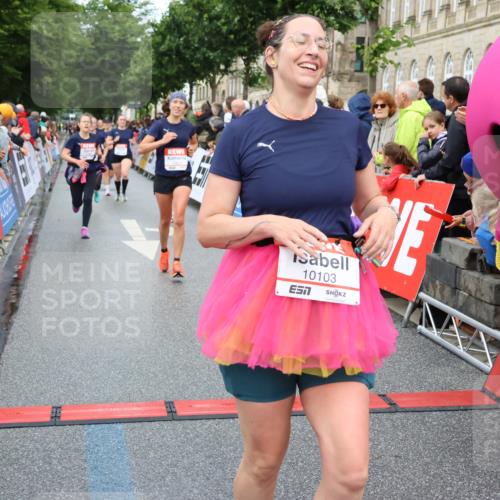 14.06.2026 - REWE Women's Run Strokosch-Dieckow http://msf.ph/oto/9769277 14.06.2026 09:53:47 Ziel 10062, 10097, 10103, 10478, 10632, 10871, 10914, 11051, 11468 meine-sportfotos.de