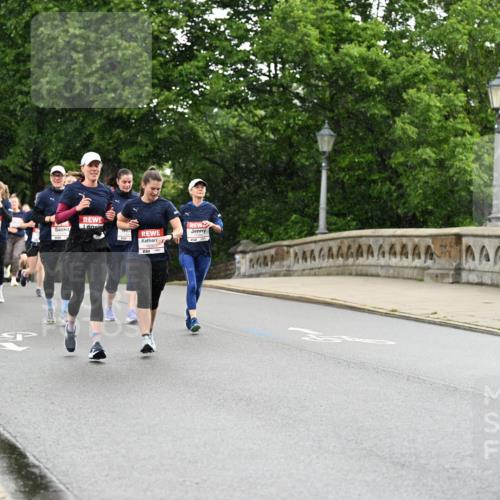 14.06.2026 - REWE Women's Run Dr. Thomas Lammeyer http://msf.ph/oto/9769283 14.06.2026 09:46:11 Laufen 10323, 11397 meine-sportfotos.de