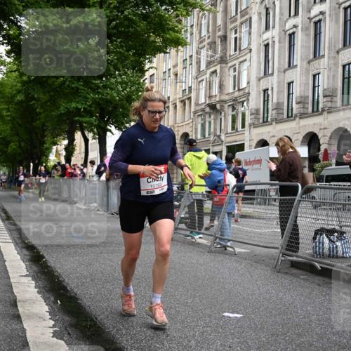 14.06.2026 - REWE Women's Run J. Mangold http://msf.ph/oto/9769284 14.06.2026 09:51:41 Ziel 10763, 11388 meine-sportfotos.de