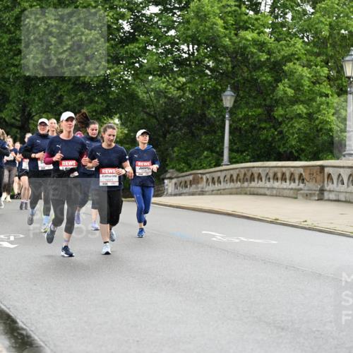 14.06.2026 - REWE Women's Run Dr. Thomas Lammeyer http://msf.ph/oto/9769285 14.06.2026 09:46:12 Laufen 1180, 1139 meine-sportfotos.de