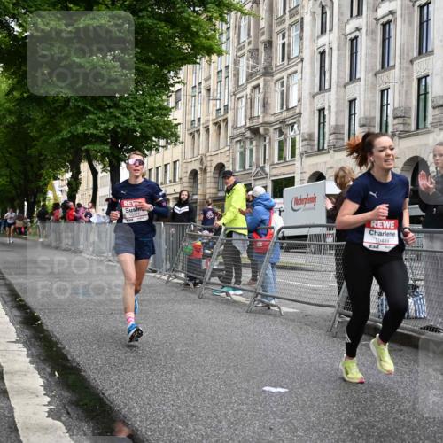 14.06.2026 - REWE Women's Run J. Mangold http://msf.ph/oto/9769295 14.06.2026 09:51:48 Ziel 10449, 10971 meine-sportfotos.de
