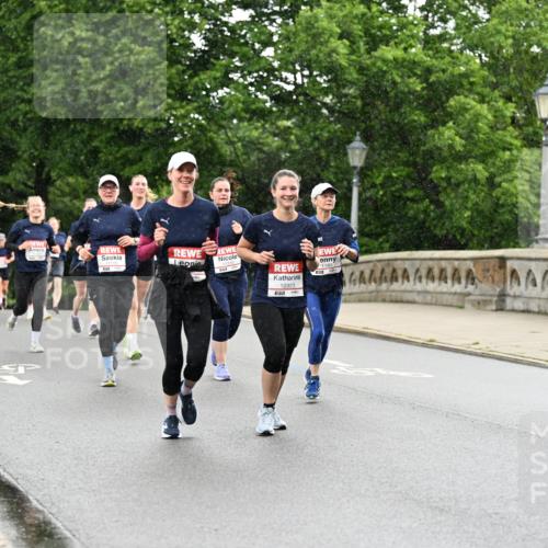 14.06.2026 - REWE Women's Run Dr. Thomas Lammeyer http://msf.ph/oto/9769299 14.06.2026 09:46:13 Laufen 10323, 57, 1180 meine-sportfotos.de