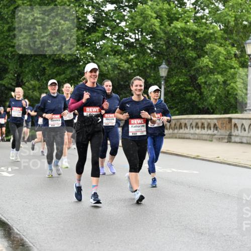 14.06.2026 - REWE Women's Run Dr. Thomas Lammeyer http://msf.ph/oto/9769302 14.06.2026 09:46:13 Laufen 11310, 10323, 57 meine-sportfotos.de
