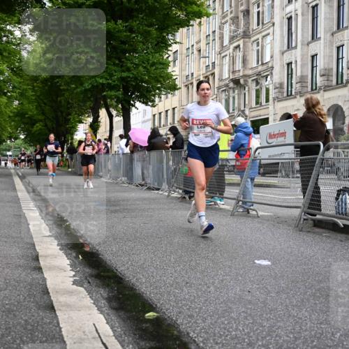 14.06.2026 - REWE Women's Run J. Mangold http://msf.ph/oto/9769316 14.06.2026 09:52:01 Ziel 10230, 10286, 10870, 11135 meine-sportfotos.de