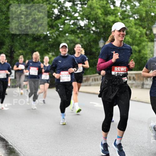 14.06.2026 - REWE Women's Run Dr. Thomas Lammeyer http://msf.ph/oto/9769321 14.06.2026 09:46:14 Laufen 10323, 7 meine-sportfotos.de