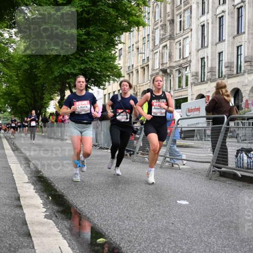 14.06.2026 - REWE Women's Run J. Mangold http://msf.ph/oto/9769333 14.06.2026 09:52:05 Ziel 10230, 10286, 10870, 10954, 11135 meine-sportfotos.de