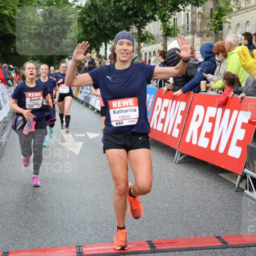 14.06.2026 - REWE Women's Run Strokosch-Dieckow http://msf.ph/oto/9769335 14.06.2026 09:53:49 Ziel 10062, 10097, 10103, 10478, 10632, 10871, 10914, 11014, 11051, 11468 meine-sportfotos.de