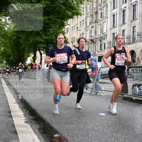 14.06.2026 - REWE Women's Run J. Mangold http://msf.ph/oto/9769340 14.06.2026 09:52:06 Ziel 10230, 10286, 10870, 10954, 11135 meine-sportfotos.de