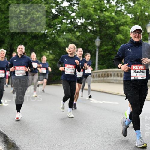 14.06.2026 - REWE Women's Run Dr. Thomas Lammeyer http://msf.ph/oto/9769346 14.06.2026 09:46:16 Laufen 11107, 11115, 57 meine-sportfotos.de