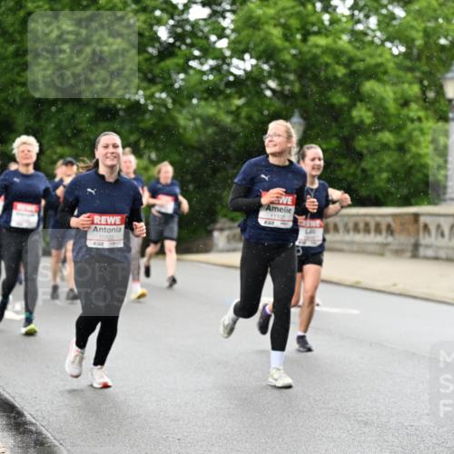 14.06.2026 - REWE Women's Run Dr. Thomas Lammeyer http://msf.ph/oto/9769354 14.06.2026 09:46:16 Laufen 10222, 837, 11107 meine-sportfotos.de