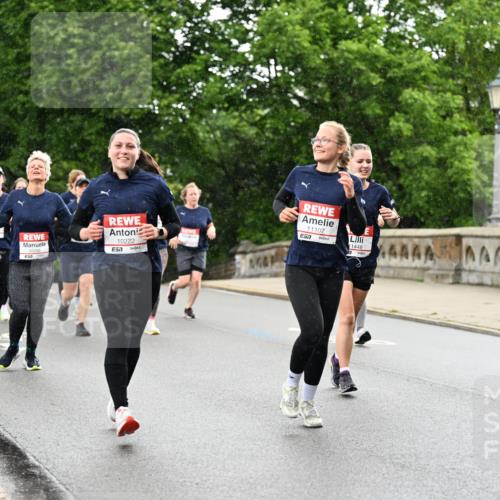 14.06.2026 - REWE Women's Run Dr. Thomas Lammeyer http://msf.ph/oto/9769356 14.06.2026 09:46:17 Laufen 10268, 10222, 7, 11107, 1448 meine-sportfotos.de