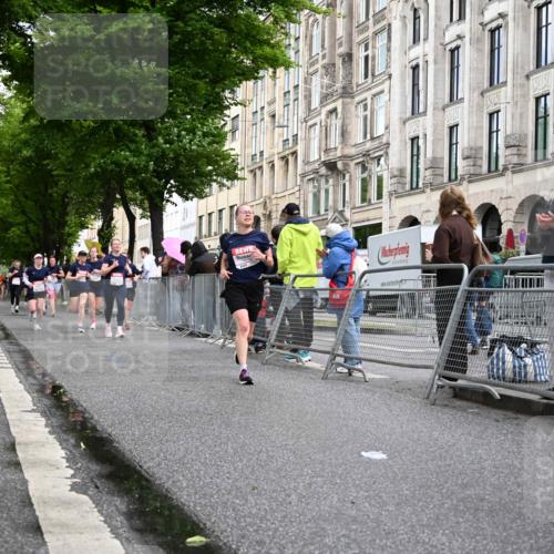 14.06.2026 - REWE Women's Run J. Mangold http://msf.ph/oto/9769379 14.06.2026 09:52:22 Ziel 10168, 10422, 10942, 11174, 11326, 11519 meine-sportfotos.de