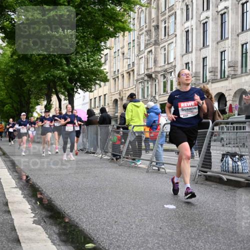 14.06.2026 - REWE Women's Run J. Mangold http://msf.ph/oto/9769390 14.06.2026 09:52:23 Ziel 10168, 10422, 10942, 11174, 11326, 11467, 11519 meine-sportfotos.de
