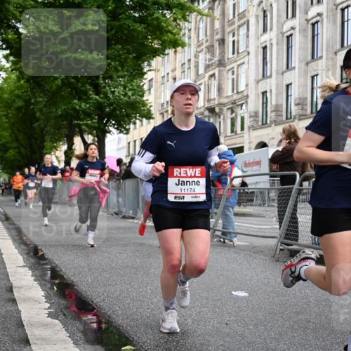14.06.2026 - REWE Women's Run J. Mangold http://msf.ph/oto/9769427 14.06.2026 09:52:28 Ziel 10168, 10278, 10422, 10490, 10686, 10942, 11174, 11326, 11467, 11519 meine-sportfotos.de