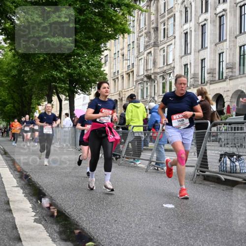 14.06.2026 - REWE Women's Run J. Mangold http://msf.ph/oto/9769438 14.06.2026 09:52:29 Ziel 10278, 10422, 10490, 10629, 10686, 10942, 11174, 11326, 11467, 11519 meine-sportfotos.de