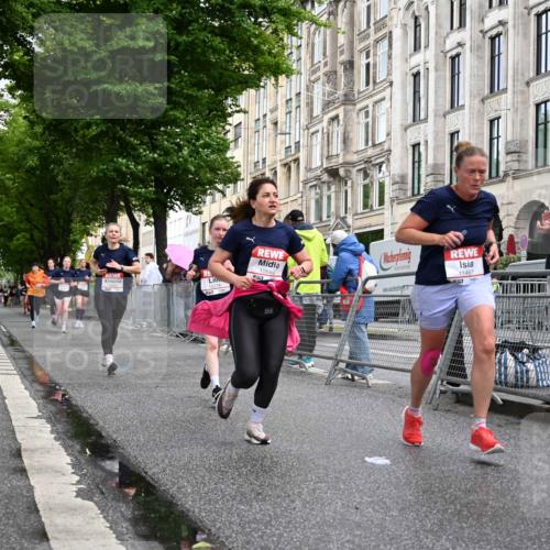 14.06.2026 - REWE Women's Run J. Mangold http://msf.ph/oto/9769440 14.06.2026 09:52:29 Ziel 10278, 10422, 10490, 10629, 10686, 10942, 11174, 11326, 11467, 11519 meine-sportfotos.de