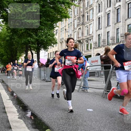 14.06.2026 - REWE Women's Run J. Mangold http://msf.ph/oto/9769443 14.06.2026 09:52:29 Ziel 10278, 10422, 10490, 10629, 10686, 10942, 11174, 11326, 11467, 11519 meine-sportfotos.de
