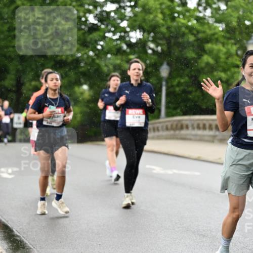 14.06.2026 - REWE Women's Run Dr. Thomas Lammeyer http://msf.ph/oto/9769456 14.06.2026 09:46:31 Laufen 11027 meine-sportfotos.de