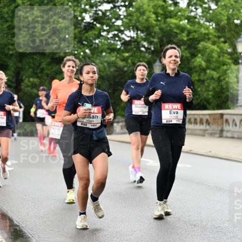 14.06.2026 - REWE Women's Run Dr. Thomas Lammeyer http://msf.ph/oto/9769467 14.06.2026 09:46:31 Laufen 1691, 11108, 57, 4444 meine-sportfotos.de