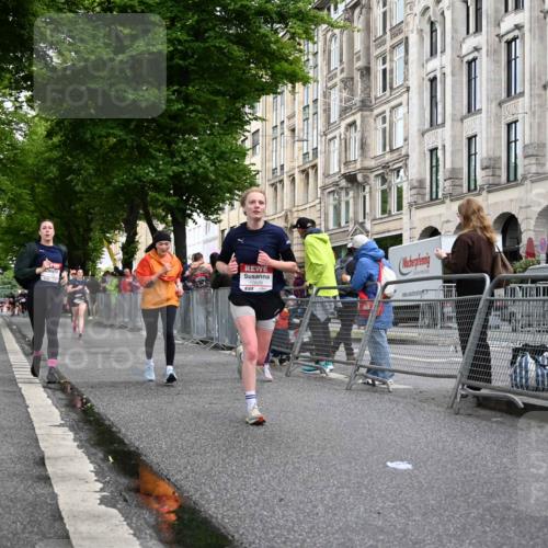 14.06.2026 - REWE Women's Run J. Mangold http://msf.ph/oto/9769470 14.06.2026 09:52:34 Ziel 10278, 10490, 10629, 10686, 11123, 11485 meine-sportfotos.de