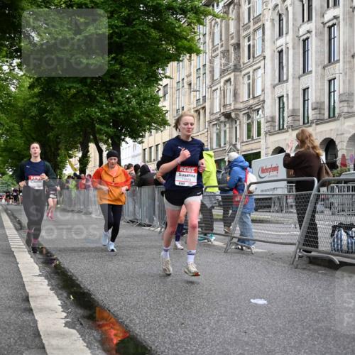 14.06.2026 - REWE Women's Run J. Mangold http://msf.ph/oto/9769473 14.06.2026 09:52:35 Ziel 10490, 10629, 10833, 11123, 11485 meine-sportfotos.de