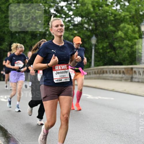 14.06.2026 - REWE Women's Run Dr. Thomas Lammeyer http://msf.ph/oto/9769487 14.06.2026 09:46:34 Laufen 10301, 7 meine-sportfotos.de