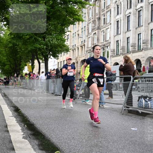 14.06.2026 - REWE Women's Run J. Mangold http://msf.ph/oto/9769507 14.06.2026 09:52:40 Ziel 10833, 10984, 11123, 11485 meine-sportfotos.de