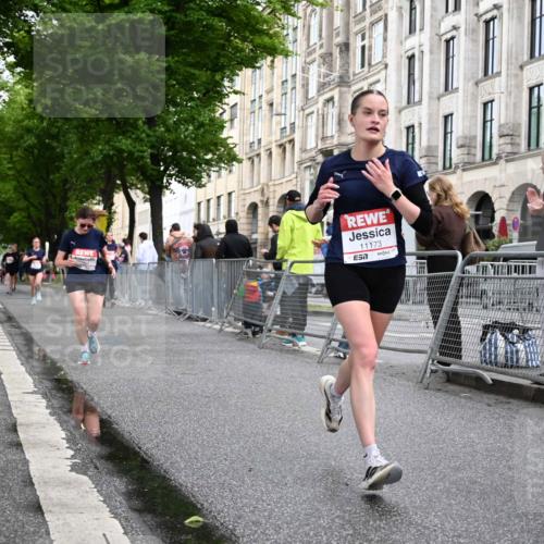 14.06.2026 - REWE Women's Run J. Mangold http://msf.ph/oto/9769565 14.06.2026 09:52:54 Ziel 10693, 10768, 10943, 11173, 11416, 11510 meine-sportfotos.de