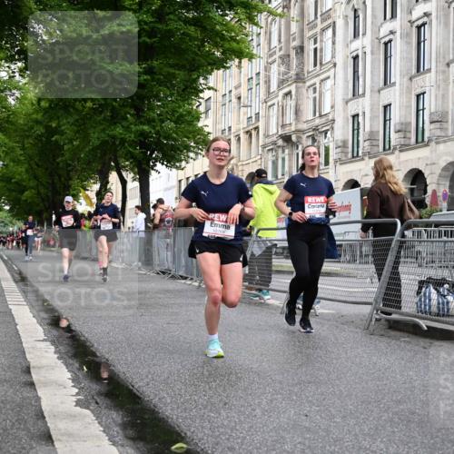 14.06.2026 - REWE Women's Run J. Mangold http://msf.ph/oto/9769587 14.06.2026 09:52:59 Ziel 10107, 10424, 10693, 10768, 11212, 11272 meine-sportfotos.de