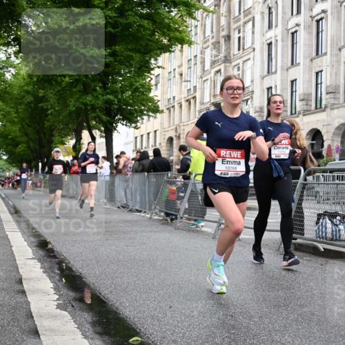 14.06.2026 - REWE Women's Run J. Mangold http://msf.ph/oto/9769593 14.06.2026 09:53:00 Ziel 10107, 10424, 10693, 10768, 11212, 11272 meine-sportfotos.de