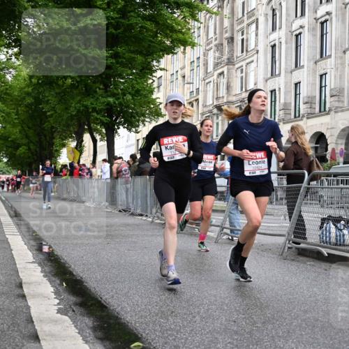14.06.2026 - REWE Women's Run J. Mangold http://msf.ph/oto/9769606 14.06.2026 09:53:03 Ziel 10107, 10424, 10768, 11212, 11272, 11289 meine-sportfotos.de