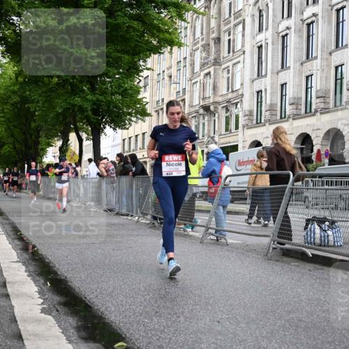 14.06.2026 - REWE Women's Run J. Mangold http://msf.ph/oto/9769611 14.06.2026 09:53:09 Ziel 10794, 11289 meine-sportfotos.de