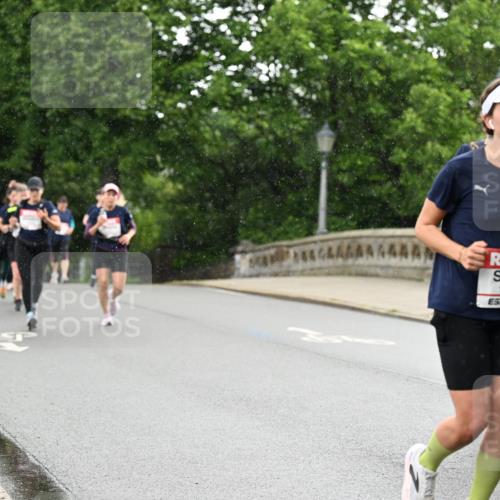 14.06.2026 - REWE Women's Run Dr. Thomas Lammeyer http://msf.ph/oto/9769615 14.06.2026 09:46:44 Laufen 10656 meine-sportfotos.de