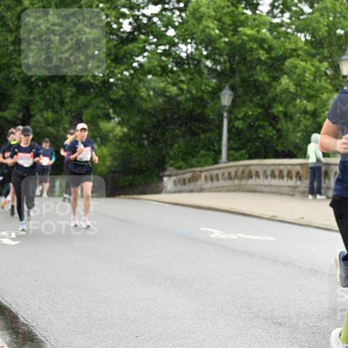 14.06.2026 - REWE Women's Run Dr. Thomas Lammeyer http://msf.ph/oto/9769617 14.06.2026 09:46:44 Laufen 14, 10656, 57 meine-sportfotos.de