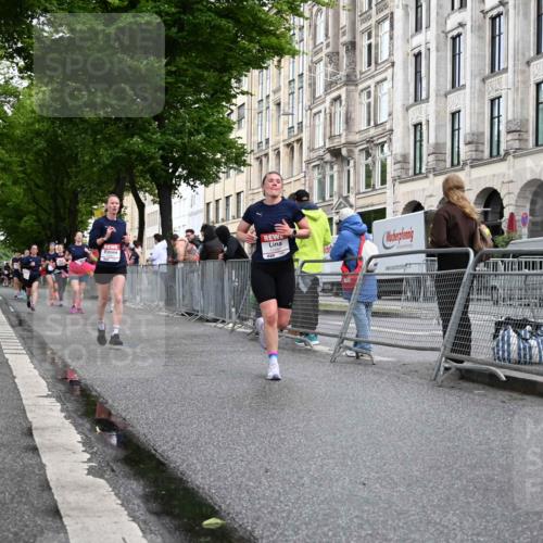 14.06.2026 - REWE Women's Run J. Mangold http://msf.ph/oto/9769643 14.06.2026 09:53:19 Ziel 10062, 10097, 10103, 10952, 11051 meine-sportfotos.de