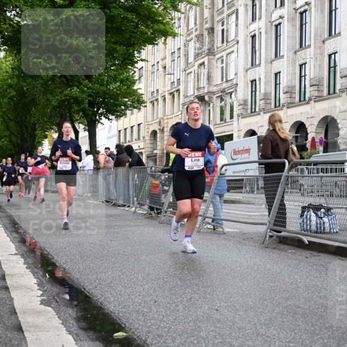 14.06.2026 - REWE Women's Run J. Mangold http://msf.ph/oto/9769648 14.06.2026 09:53:20 Ziel 10062, 10097, 10103, 10914, 10952, 11051 meine-sportfotos.de