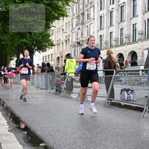 14.06.2026 - REWE Women's Run J. Mangold http://msf.ph/oto/9769652 14.06.2026 09:53:20 Ziel 10062, 10097, 10103, 10914, 10952, 11051 meine-sportfotos.de