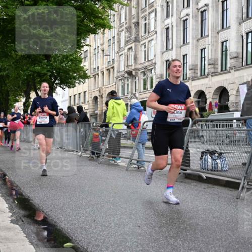 14.06.2026 - REWE Women's Run J. Mangold http://msf.ph/oto/9769655 14.06.2026 09:53:20 Ziel 10062, 10097, 10103, 10914, 10952, 11051 meine-sportfotos.de