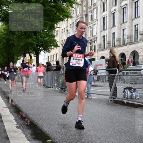 14.06.2026 - REWE Women's Run J. Mangold http://msf.ph/oto/9769667 14.06.2026 09:53:22 Ziel 10062, 10097, 10103, 10632, 10914, 11051, 11468 meine-sportfotos.de
